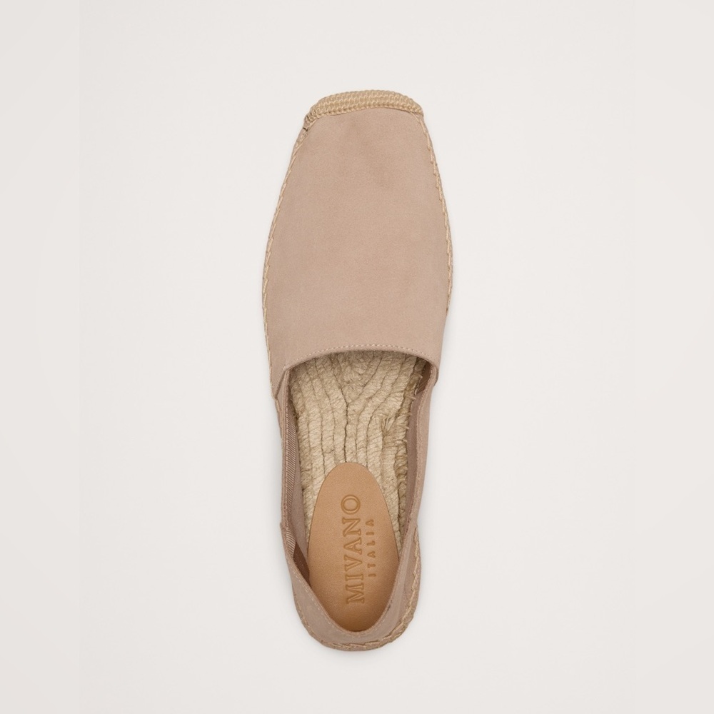 Women's Tan Shoes SUEDE ESPADRILLE banana republic NWOB left shoe small blemish
